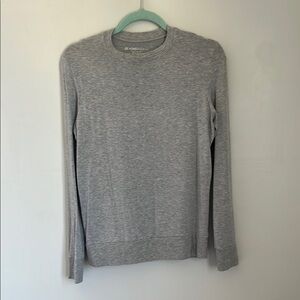 Beyond Yoga Gray Crewneck Sweater Lightweight Knit Size Small